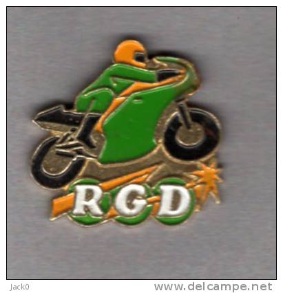 Pin´s  Sport  MOTO  Verte  R.G.D - Motos