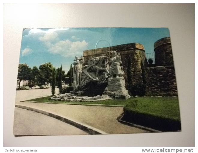 Monumento Ai Caduti Sansepolcro - Monuments Aux Morts