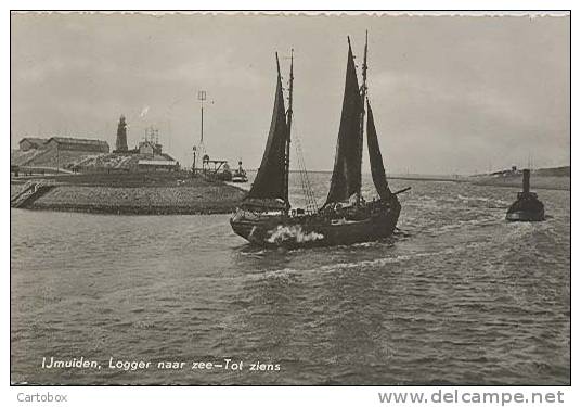 IJmuiden, Logger Naar Zee  (met Vuurtoren) - IJmuiden