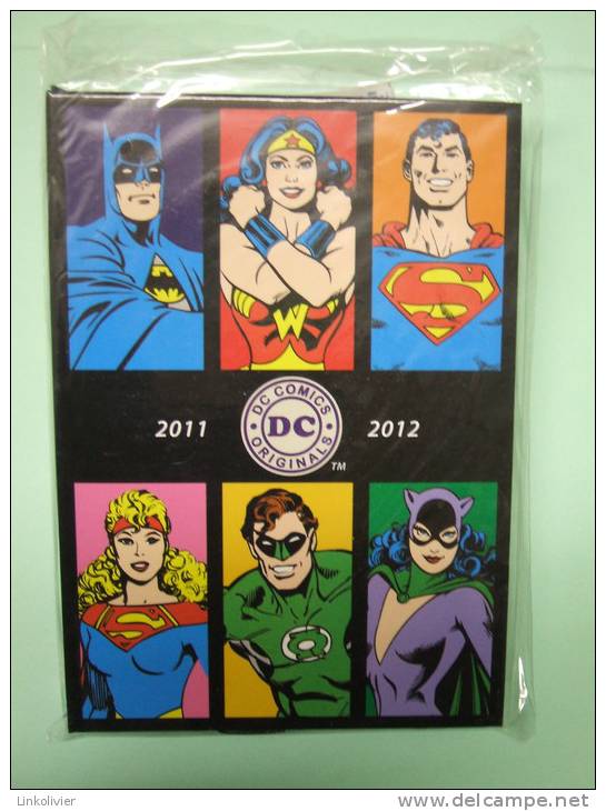 AGENDA SUPER HEROS DC Comics 2011/2012 Quick - Batman, Superman, Wonderwoman, Flash Gordon, Green Lantern, Catwoman... - Agendas & Calendriers