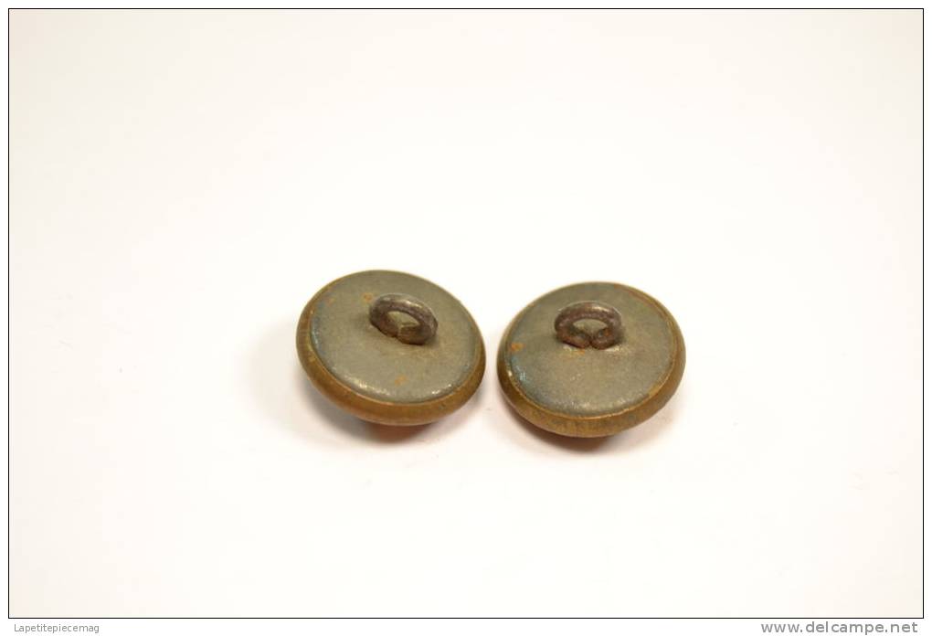 Lot Deux Boutons De Képi Marine Armée Française WW2 - Casques & Coiffures