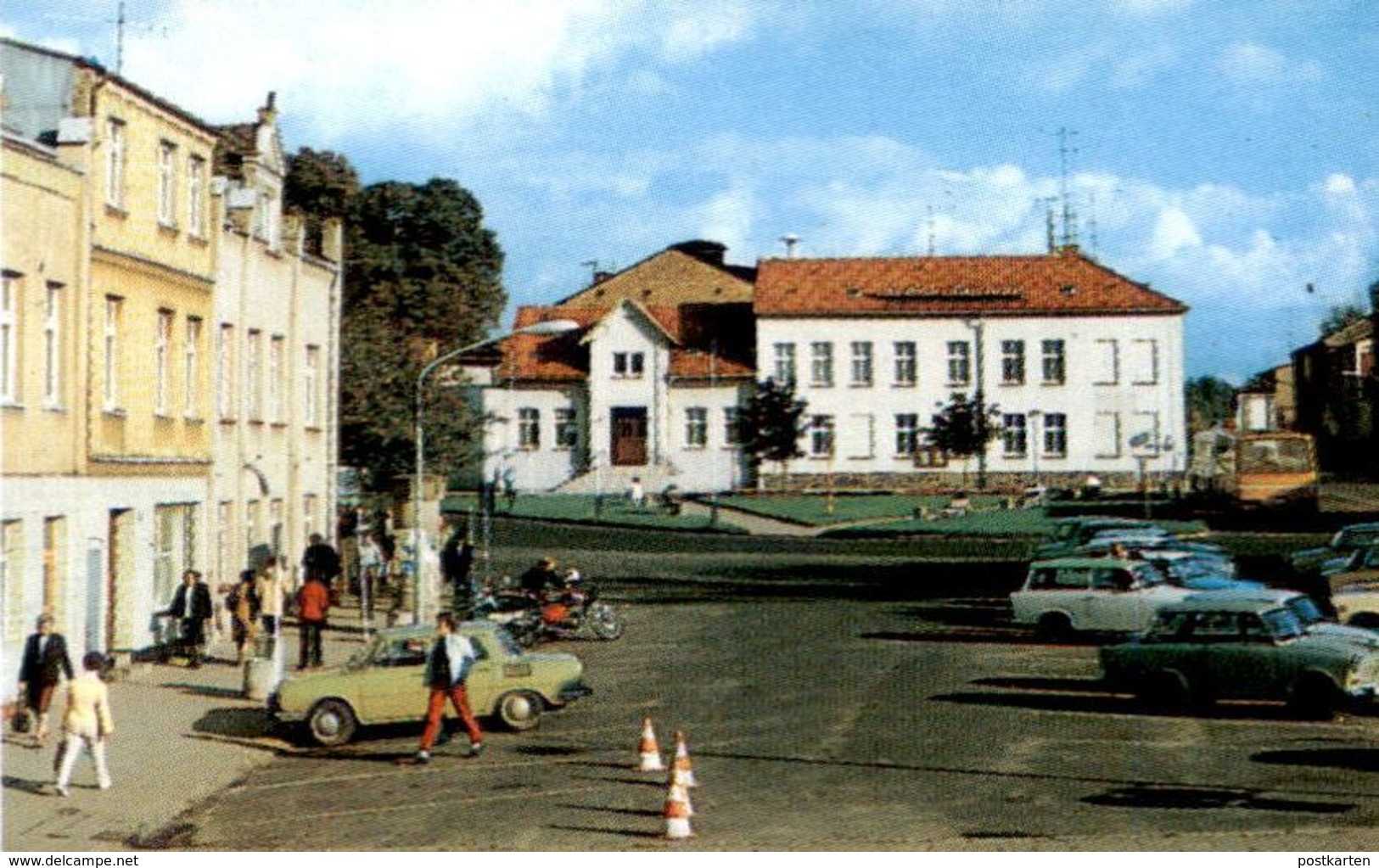 ÄLTERE POSTKARTE TETEROW RWN-RESTAURANT TETEROWER SEE KREISKULTURHAUS PLATZ DES FRIEDENS MÜHLENTEICH Trabant Wartburg - Teterow