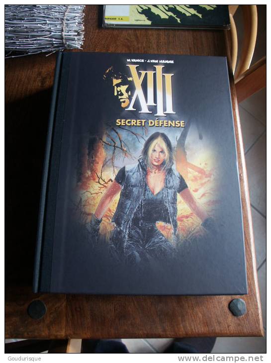 XIII T13 SECRET DEFENSE   DOS TOILE  VAN HAMME VANCE - XIII