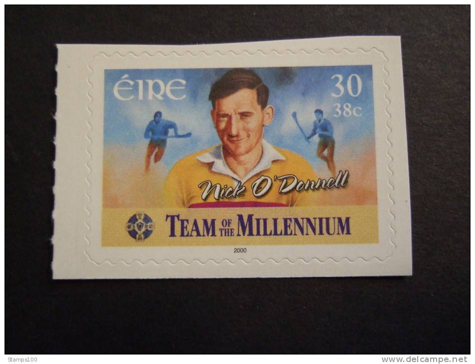 IRELAND 2000  HURLING TEAM  NICK O´DONNELL   FROM BOOKLET     MNH **      (P36-38/015) - Nuevos