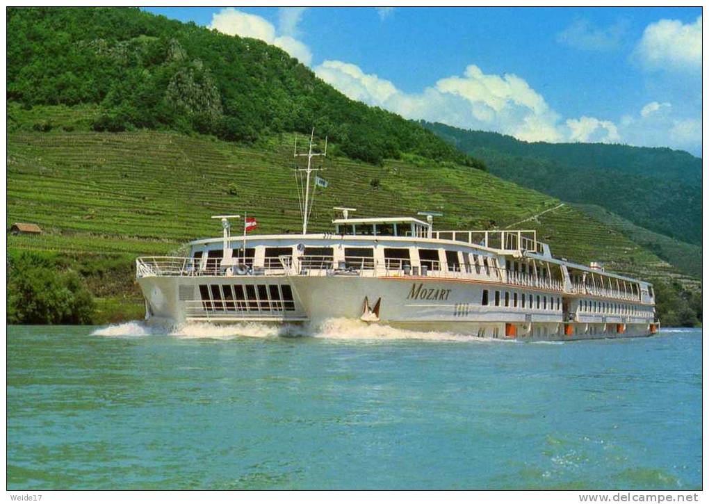 01591 Motorschiff MOZART  Auf Der Donau - Erste Donau-Dampfschiffahrts- Gesellschaft - Dampfer