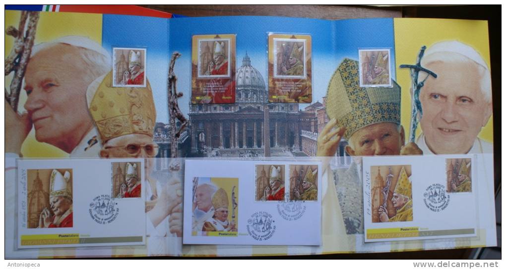 ITALY 2005 - OFFICIAL FOLDER OF ITALIAN POSTAL SERVICE IN HONOR OF THE POPE BENEDICT - Lotti E Collezioni