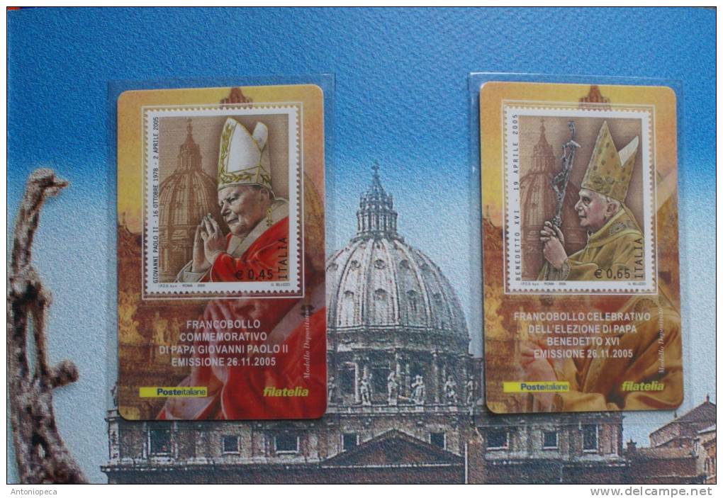 ITALY 2005 - OFFICIAL FOLDER OF ITALIAN POSTAL SERVICE IN HONOR OF THE POPE BENEDICT - Sammlungen