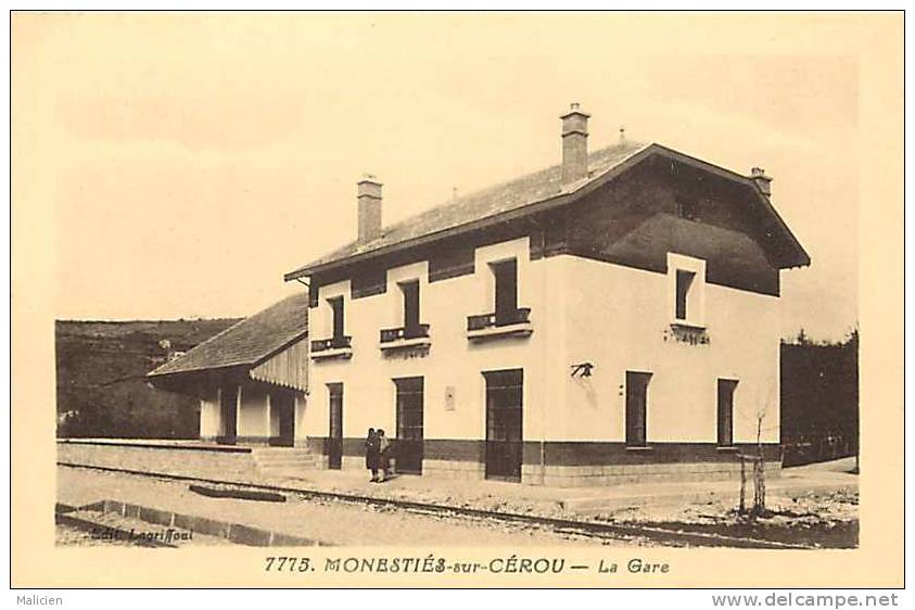 DEPTS DIV- Tarn - Ref -F907-monesties Sur Cerou - La Gare Ligne De Chemin De Fer  - Carte Bon Etat - - Monesties