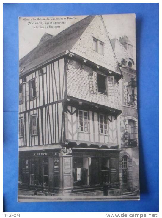 56-maison De Vannes Et Sa Femme , écrite Au Verso Et Circulée En 1927 , 2 Scans - Other & Unclassified