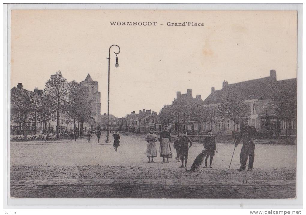 WORMHOUDT - Grand'Place - Wormhout