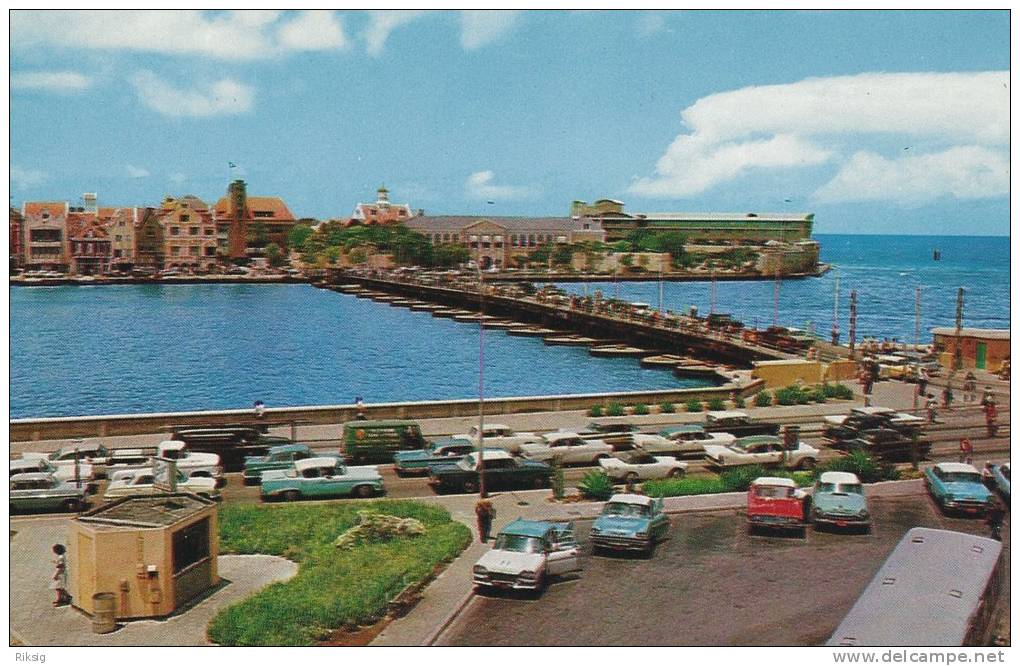 Willemstad`s Famous Queen Emma Pontoon Bridge  A-1117 - Curaçao