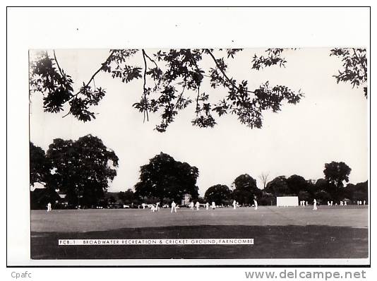 Angleterre - Broadwater Recreation & Cricket Ground, Farncombe (sport) - Surrey