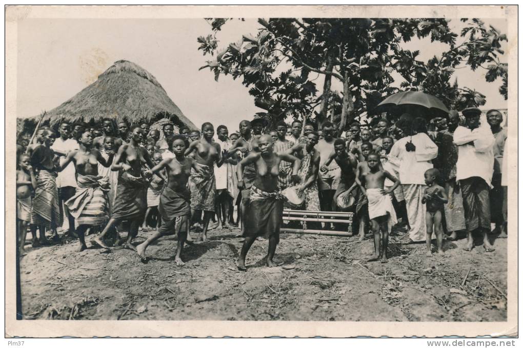 DAHOMEY - Danses Près De Porto Novo - Dahomey