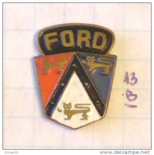 FORD - Rare Rarement Superbe Pin Good Quality. (1.9x1.8cm) Excellent Condition - Ford