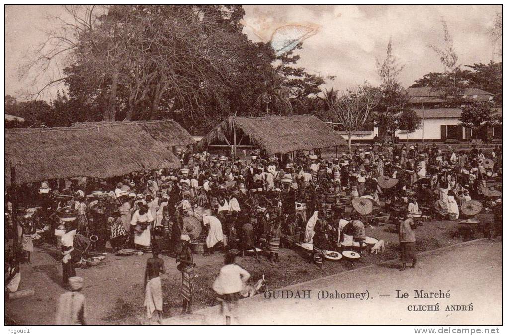 CARTE POSTALE ANCIENNE. BENIN. DAHOMEY.  OUIDAH. LE MARCHE. 1927. - Benin