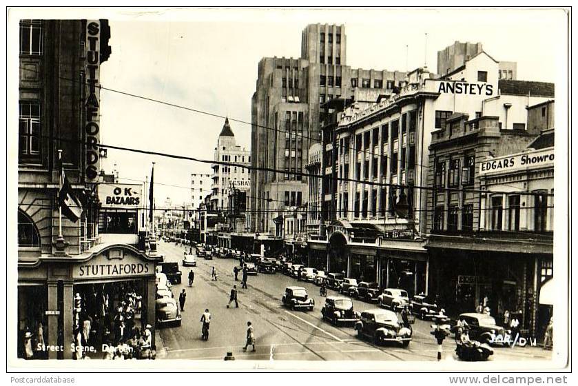 Street Scene, Durban - & Old Cars - Sud Africa