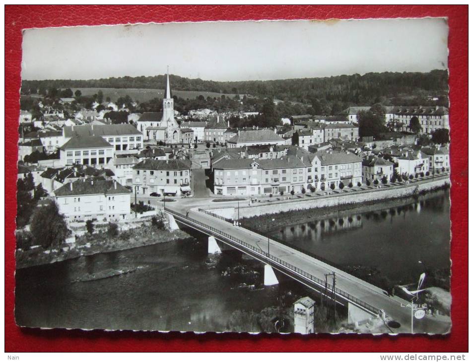 88 - CHATEL SUR MOSELLE - VUE AERIENNE - LE PONT ET LE QUAI JEAN - JAURES - EN AVION AU-DESSUS DE.... - Chatel Sur Moselle