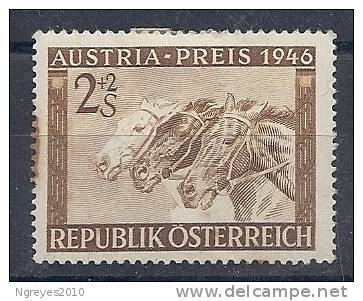 130101801  AUSTRIA  YVERT   Nº   652  *  MH  OXIDO - Unused Stamps