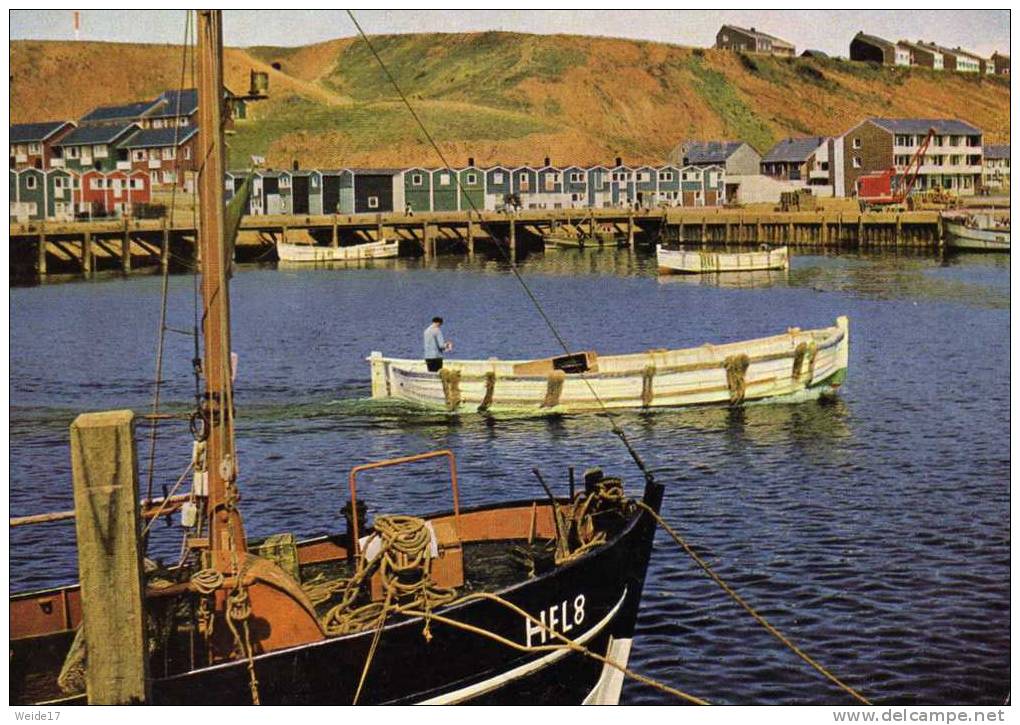 01700  HELGOLAND - Börteboote Im Binnenhafen - Helgoland