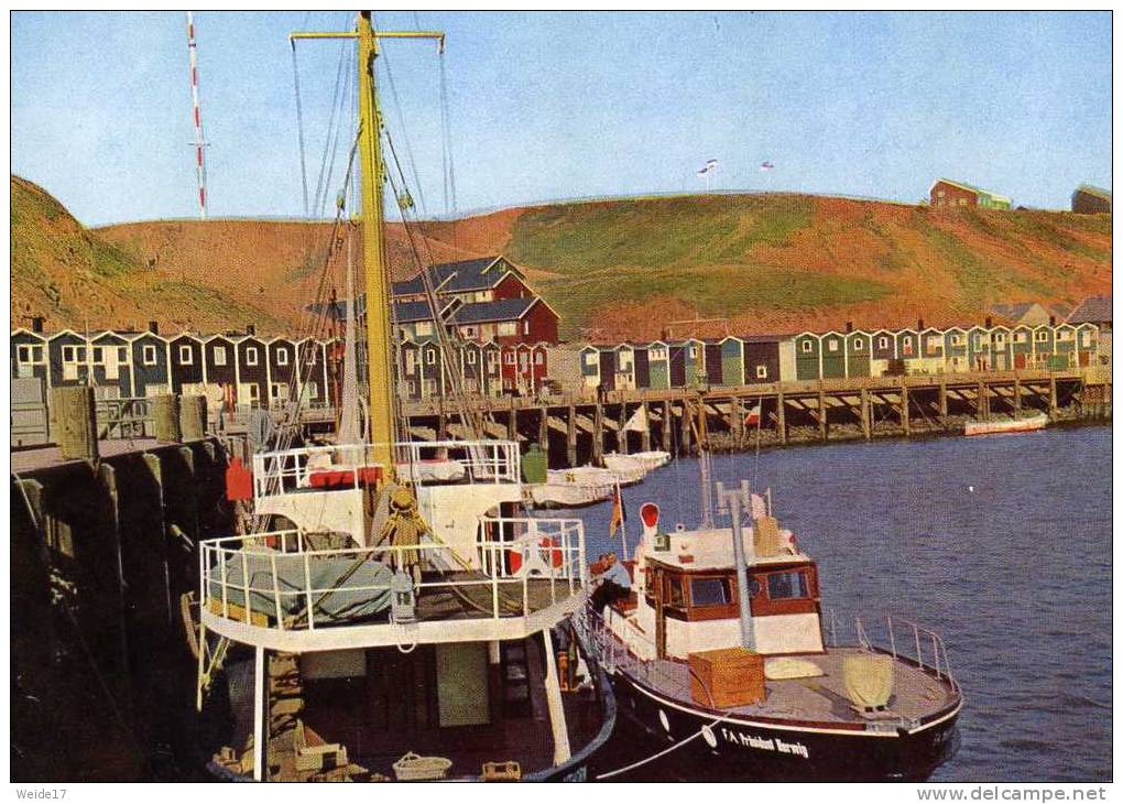 01702  HELGOLAND - Börteboote Im Binnenhafen - Helgoland