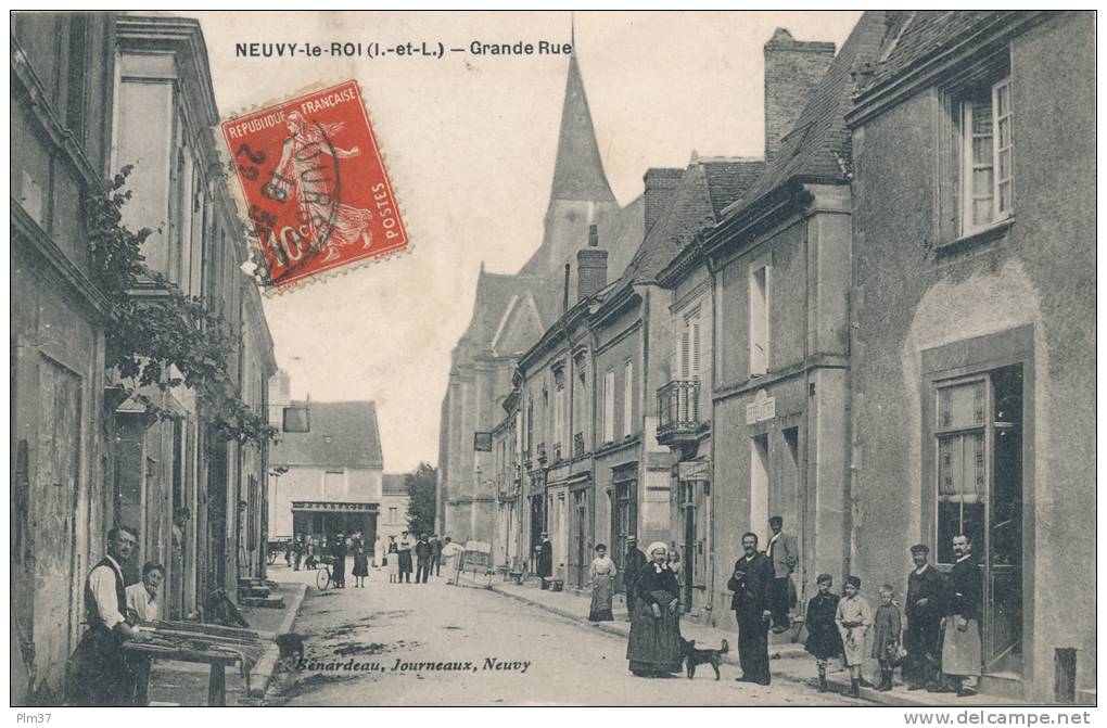 NEUVY LE ROI - Grande Rue - Neuvy-le-Roi