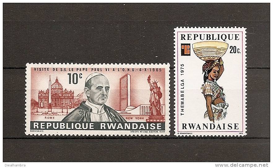 RWANDA RUANDA RWANDA (02-041) (o) ---- / USED / LOT 2 STAMPS - Autres & Non Classés