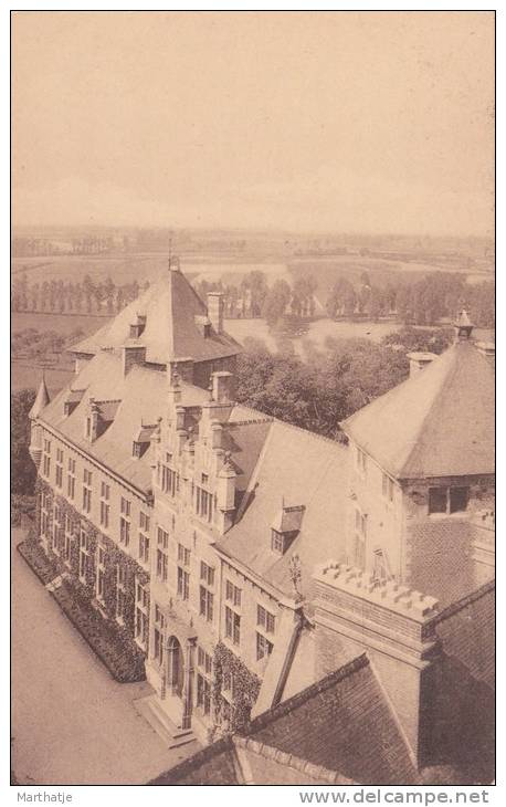 14 - Kasteel Van GAESBEEK - De Linkervleugel Gezien Van Het Piat Van Het Poortgebouw. - Lennik