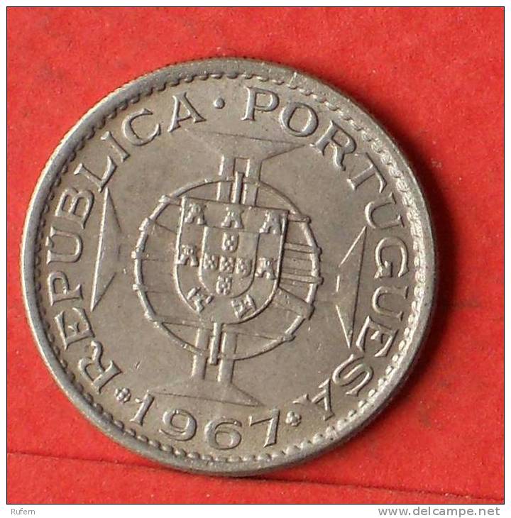 ANGOLA  2,5  ESCUDOS  1967   KM# 77  -    (1454) - Angola