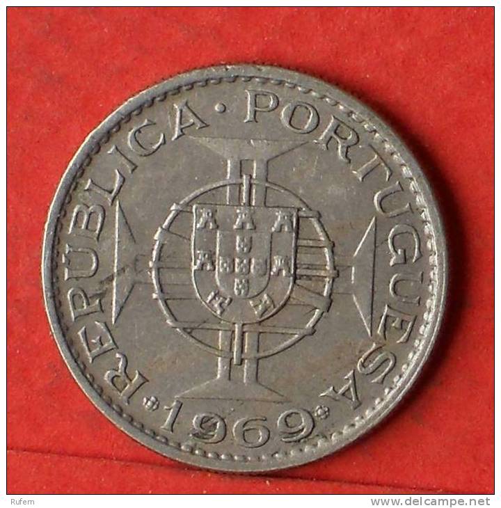 ANGOLA  2,5  ESCUDOS  1969   KM# 77  -    (1458) - Angola