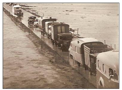 Passage Du Goïs Ou Goa - Roulottes De Romanichels - Voitures - Caravanes - Format CPA - 3 Scans - - Ile De Noirmoutier