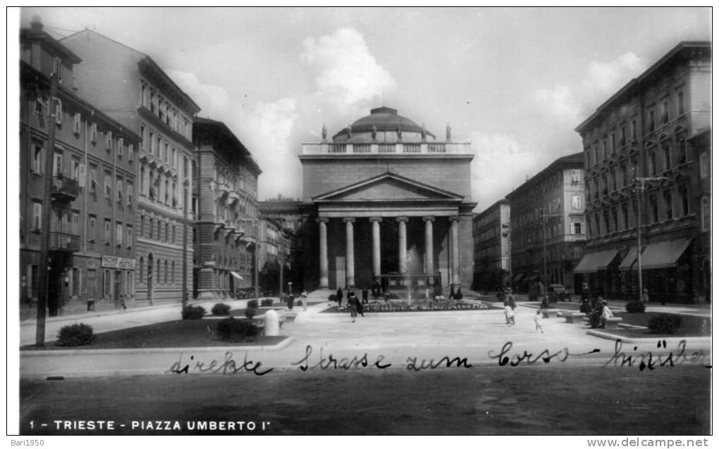 Bellissima   Cartolina   D'epoca      " TRIESTE - Piazza UMBERTO  I°    " - Trieste