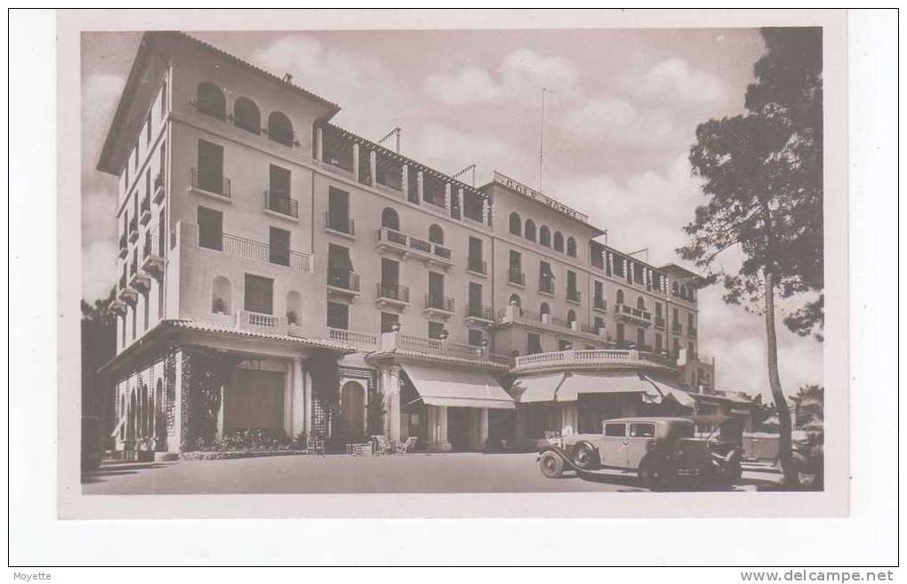 CPSM-BEAUVALLON-LE GOLF HOTEL-UNE TRES BELLE VOITURE ANCIENNE DEVANT LA PORTE - Other & Unclassified