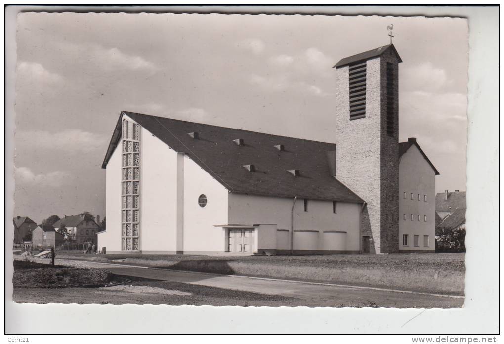 5560 WITTLICH, St. Bernhardkirche, Aussenansicht 1957 - Wittlich
