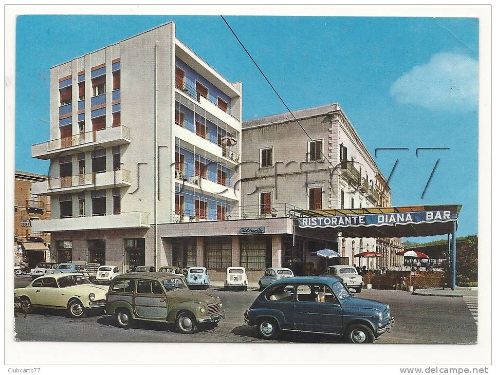 Milazzo (Italie, Sicilia) : Voitures Fiat Devant L'Hôtel Ristorente Bar Diana En 1966 (animé). GF - Altri & Non Classificati