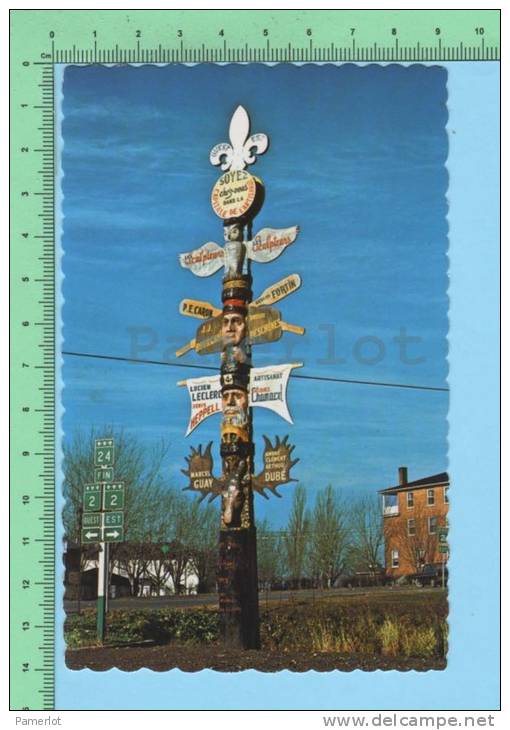 Quebec Canada  (Le Totem De La Capitale De L'artisanat St-Jean-Port-Joli )Post Card Carte Postale 2scan - Other & Unclassified