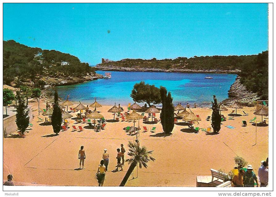 PORTO PETRO-CLUB MEDITERRANEE-JOUEURS DE PETANQUE SUR TERRAIN DE VOLLEY-BALL - Pétanque