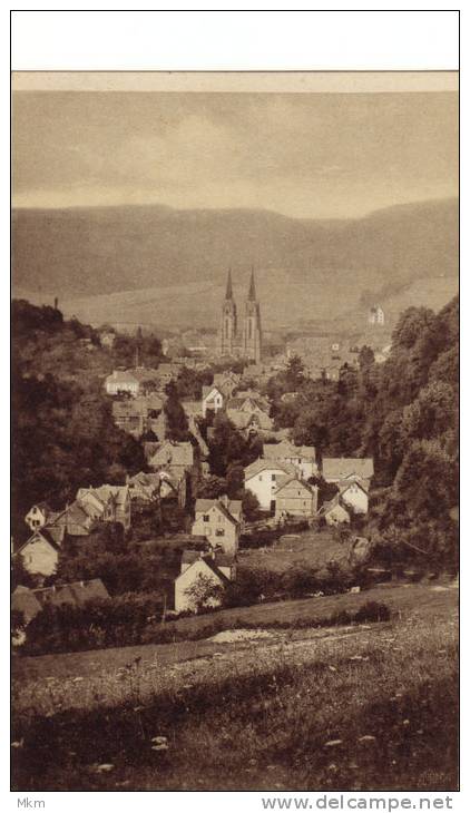 Blick Auf St. Elisabeth Kirche - Marburg