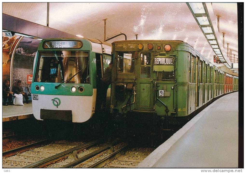 75 ---  Paris -- Le Metro Rame Sprague - Thomson &amp; Rame MF 77 A La Station Reuilly Diderot  1993 - Subway