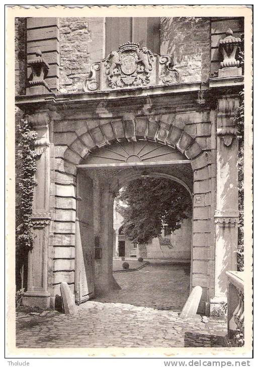 Château-Fort D´Ecaussinnes-Lalaing (XIVe Siècle) -Porte D´entrée Début Du XVIIIe Siècle - Ecaussinnes