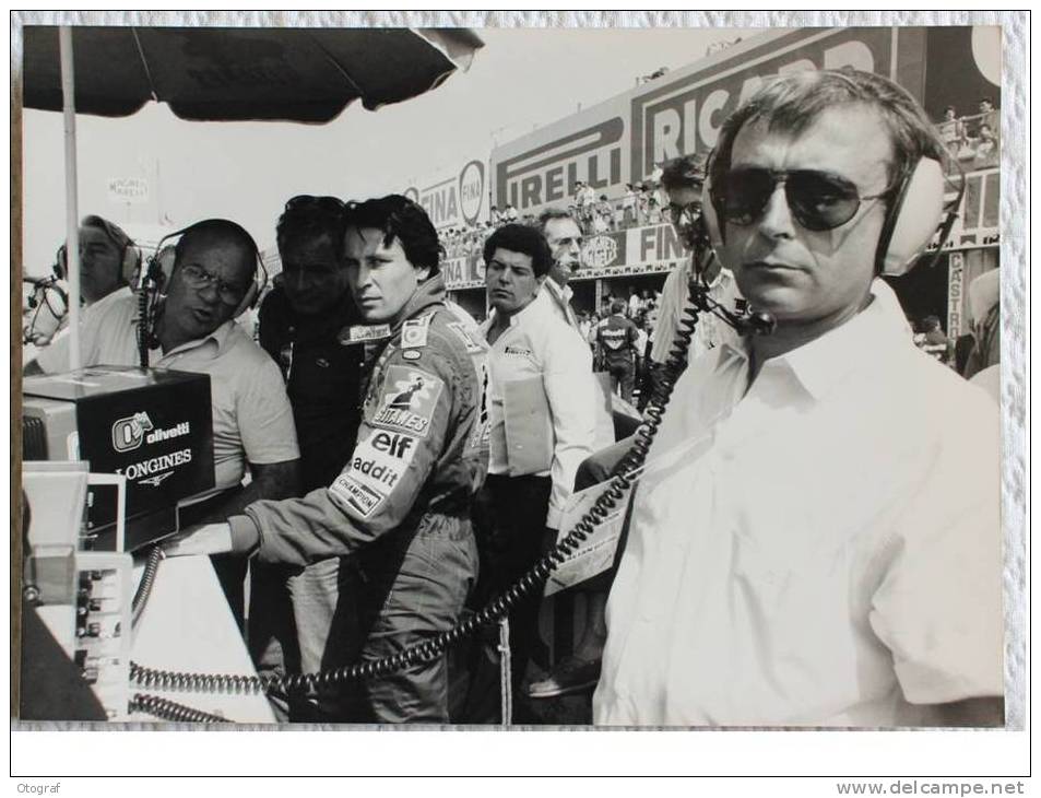 Formule I - Photo  De Grand Prix D' Italie - Monza 1986 - Equipe Ligier - Gitanes Avec La Venue De M. Alzati - Car Racing - F1