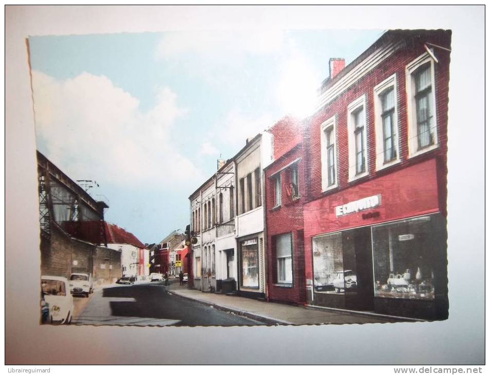 2mmv - CPSM N°Ec 165-23  - ISBERGUES - Rue Roger Salengro - [62] - Pas De Calais - Isbergues