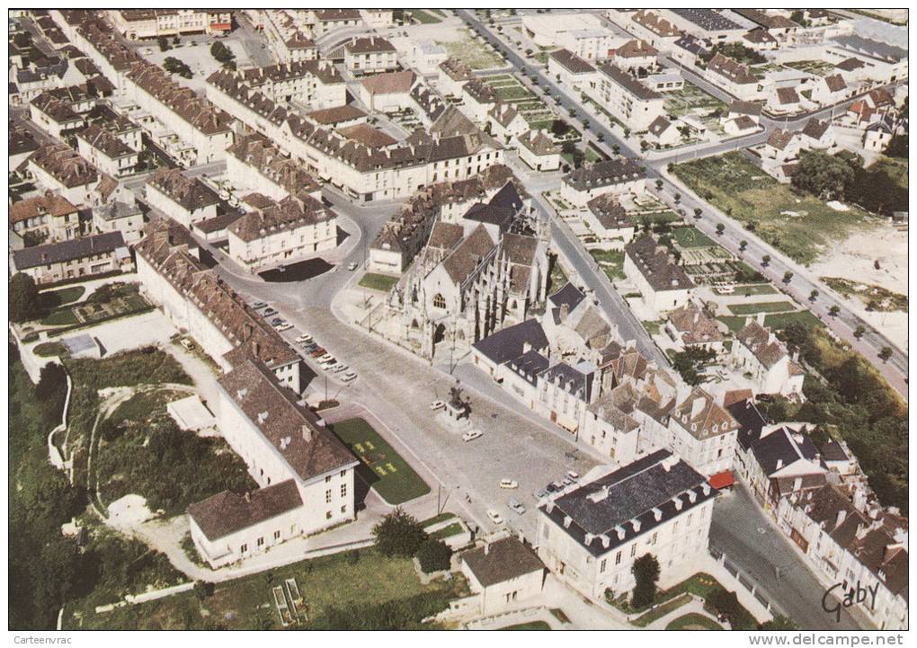 1368 La France Vue Du Ciel - Falaise Vue Générale - Falaise