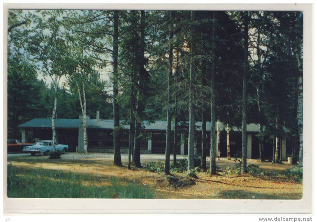 Lake Of Two Rivers Store, ALGONQUIN PARK, Ontario - Autres & Non Classés