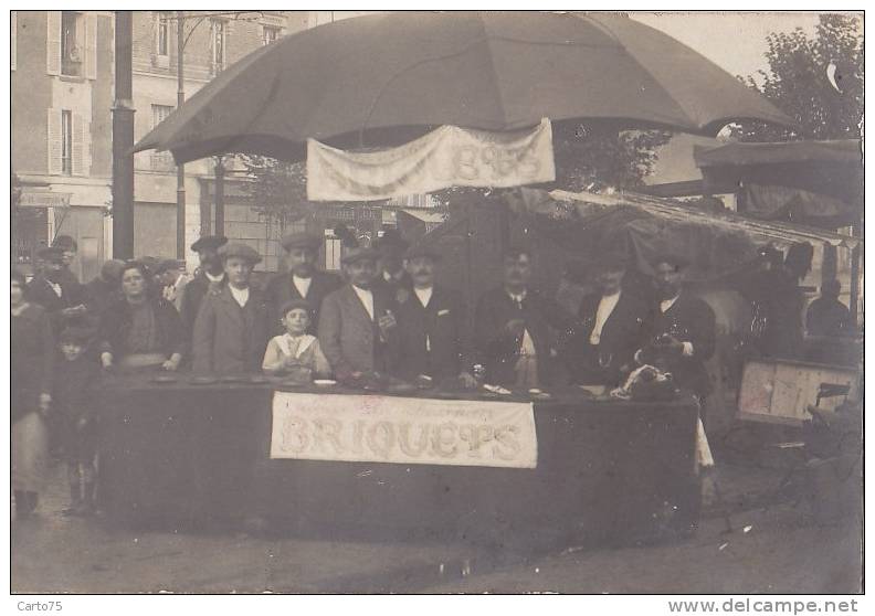 Commerce - Foire Marché - Carte-Photo - Stand De Vente De Briquets - Feu - A Situer - Fiere