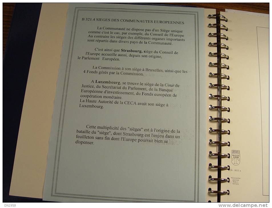 LES SIEGES DE LA COMMUNAUTE EUROPEENNE LUXEMBOURG BRUXELLES CONSEIL DE L' EUROPE Env 56 DOCUMENTS DANS RELIURE LINDNER - Collections