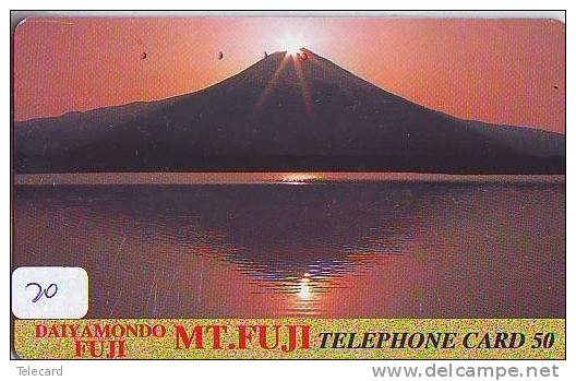 Télécarte Japon * Volcan MONT FUJI (20) Vulcan * Japan Phonecard * Vulkan Volcano * Telefonkarte * Mount Fuji - Montañas