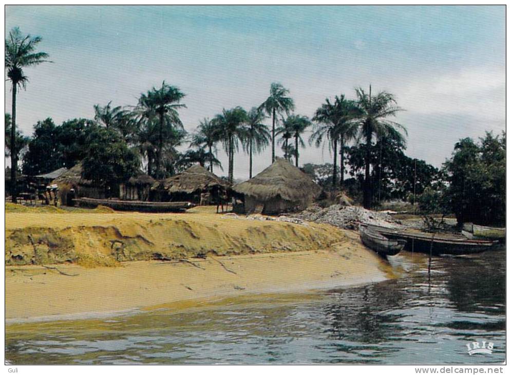 Afrique En Couleurs-Village De Pêcheurs (A) (pirogue Pirogues Carte écrite Du Congo )(IRIS 8478-cl. Chareton) - Non Classés