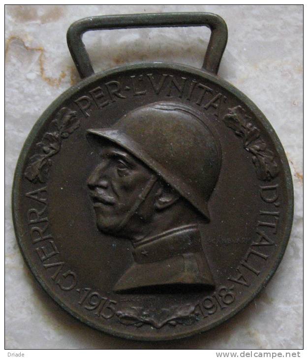 MEDAGLIA CONIATA NEL BRONZO NEMICO GUERRA PER L´UNITA D´ITALIA ANNO 1915 1918 S.CANEVARI INCISORE M.NELLI - Royaux/De Noblesse