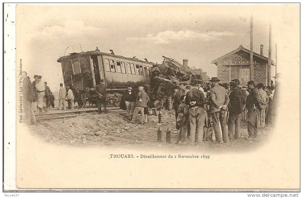 Cpa Thouars Deraillement Du 2 Novembre 1899 - Thouars