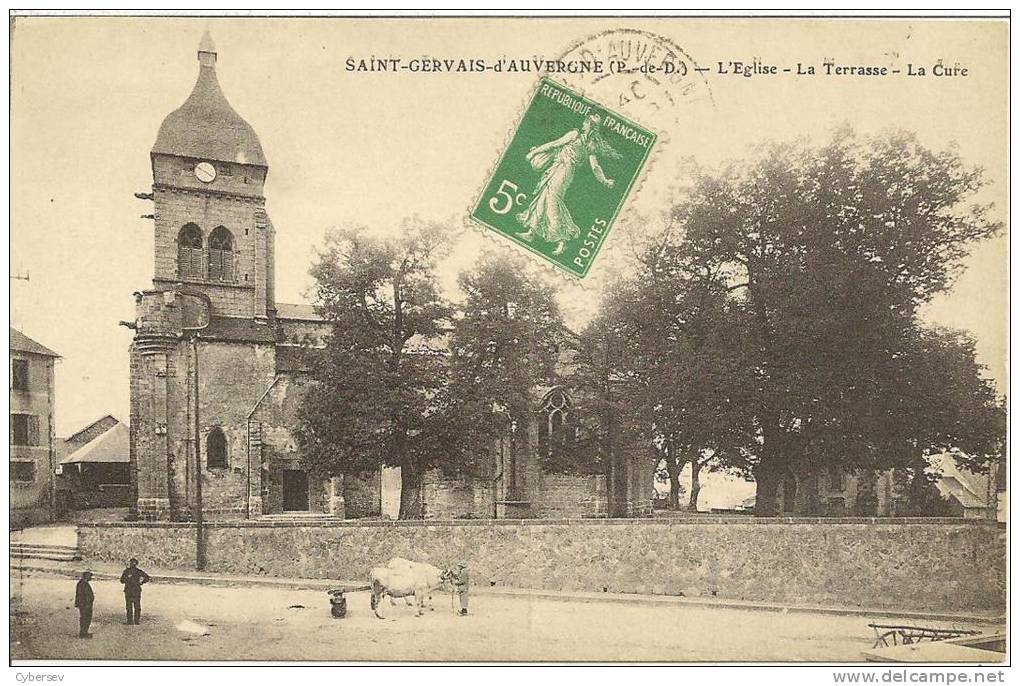 SAINT-GERVAIS-d'AUVERGNE - L'Eglise - La Terrasse - La Cure - Couple De Vaches - Animé - Saint Gervais D'Auvergne